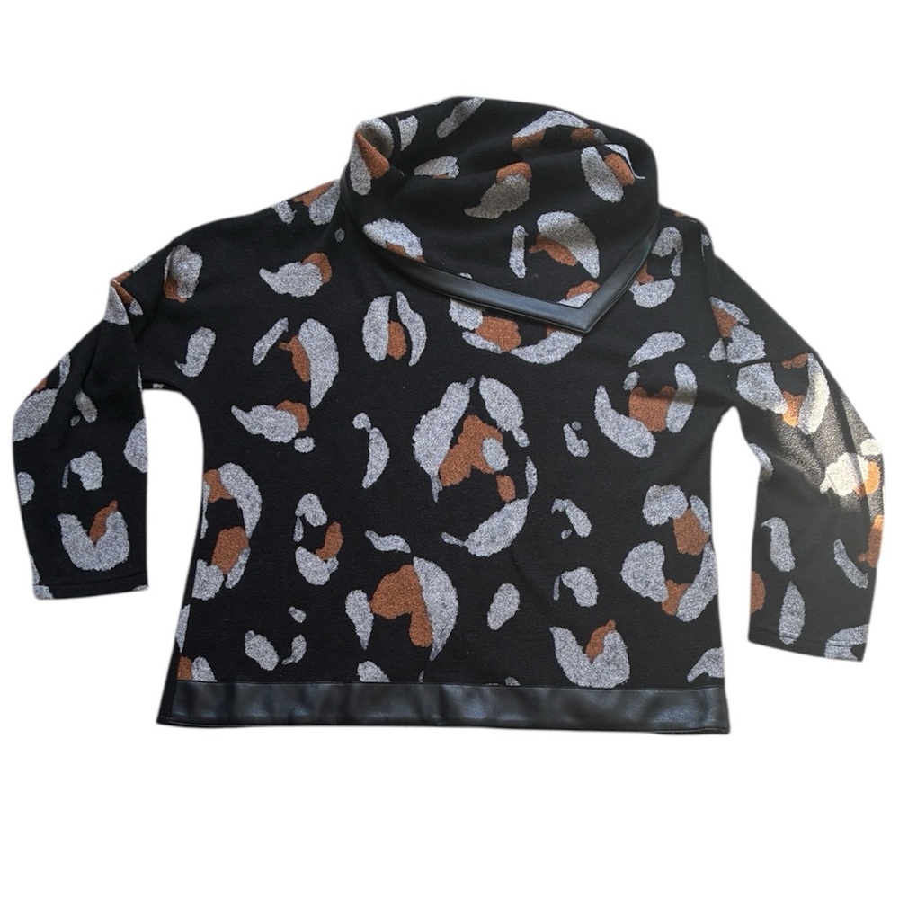 Joseph Ribkoff Women’s Black Leopard Print Cowl Neck Top Size 8